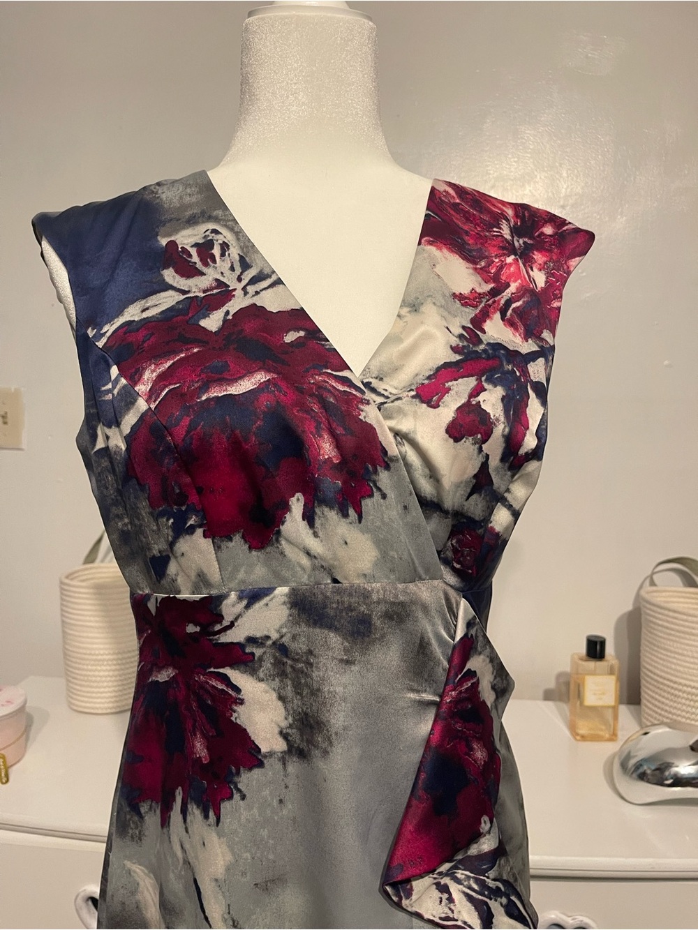 Donna Ricco Elegant multicolor Sleeveless Dress with Plum Floral Print - Picture 7 of 12